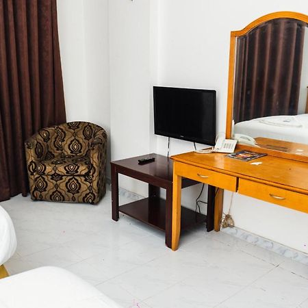 Pan Emirates Hotel Apartments Sharjah Exterior photo