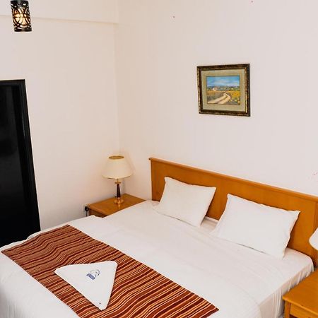 Pan Emirates Hotel Apartments Sharjah Exterior photo